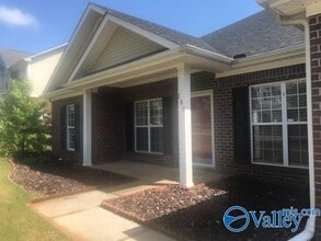 Building Photo - 209 Horseshoe Bend N