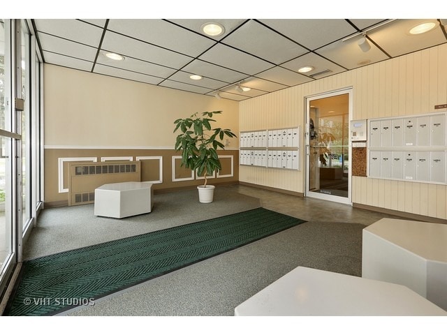 Building Photo - 5975 N Odell Ave