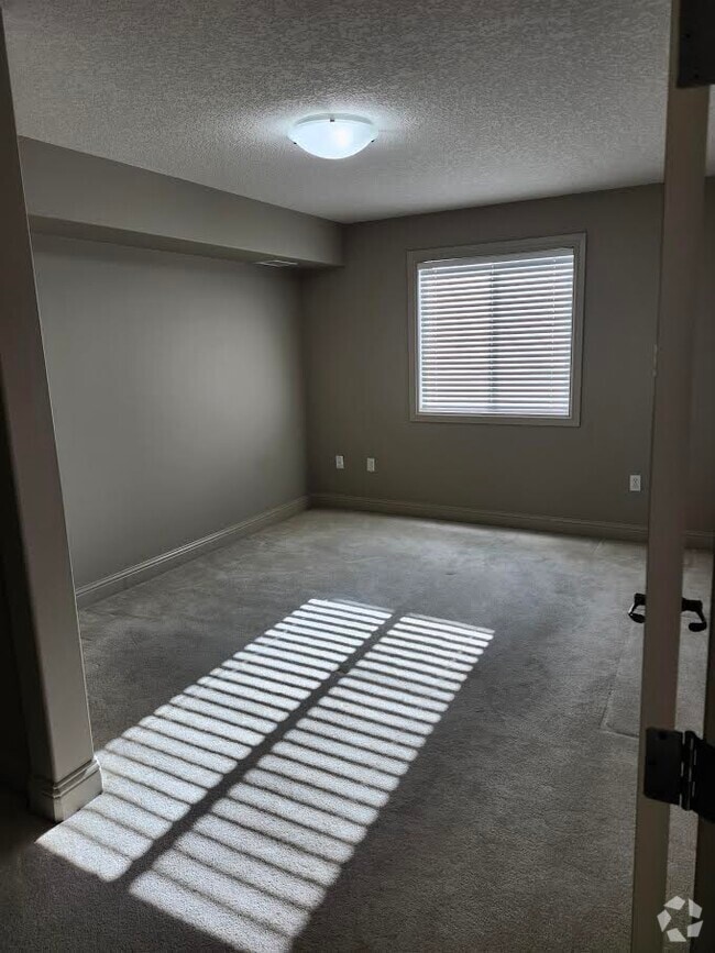Building Photo - 13111 140 Av NW