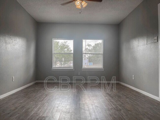 Foto del edificio - 2123 18th St