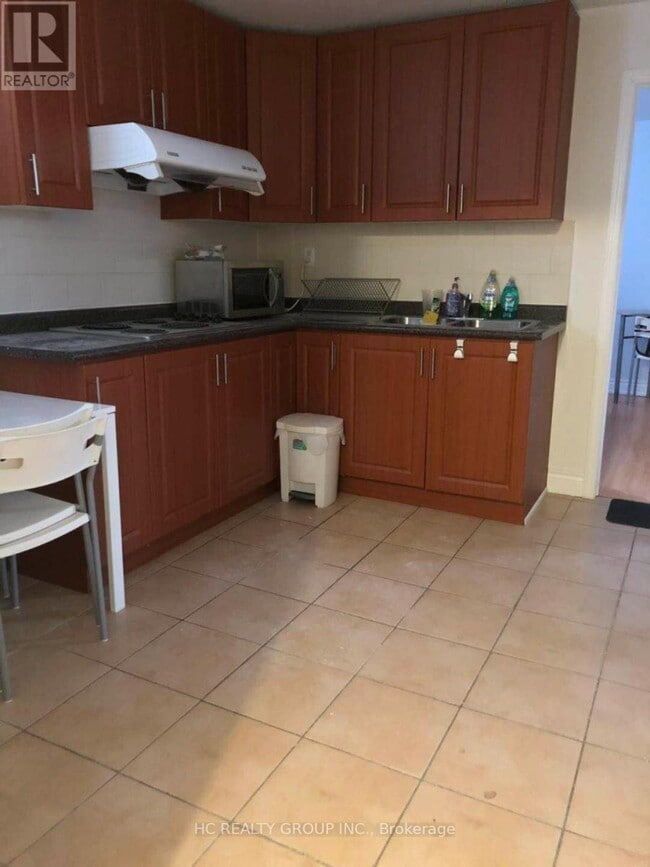 Building Photo - 217 Milliken Meadows Dr