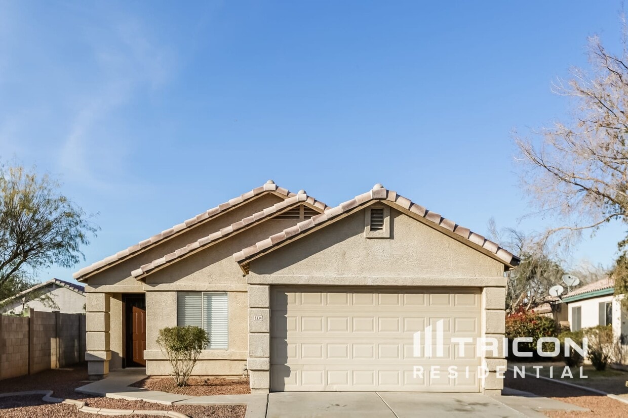 Primary Photo - 8334 W Baxter Dr