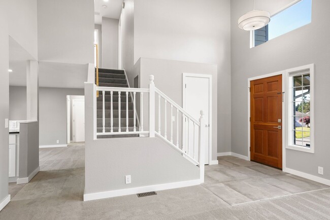 Foto del edificio - Inviting Everett Home Featuring 3 Bedrooms, Fireplace, and Fully Fenced Backyard