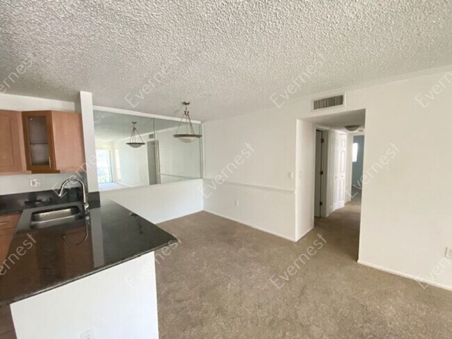 Building Photo - 5716 Baywater Dr