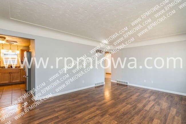 Foto del edificio - 221 SW Scott St