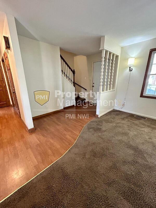 Building Photo - 542 Raven Rd