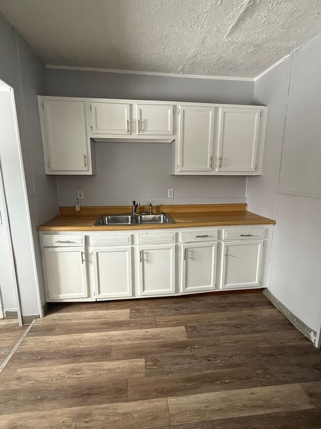 Building Photo - Collinwood 4 bedroom Single