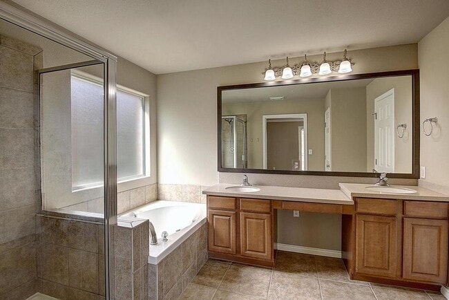 Building Photo - 7517 Vaquero Dr