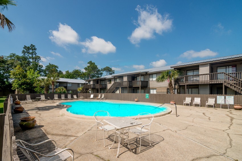 Foto principal - Atwood Oaks Apartments
