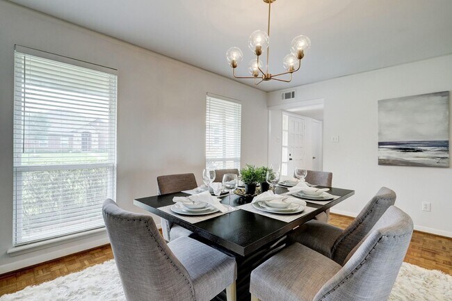 Foto del edificio - 2330 Willowby Dr