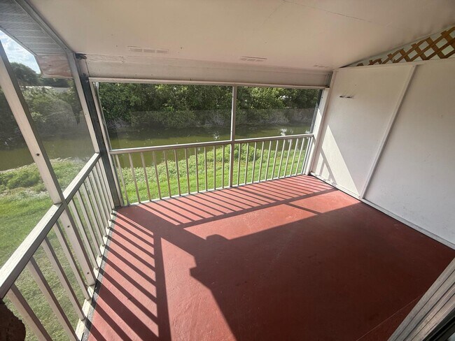 Foto del edificio - 797 W Lancaster Rd