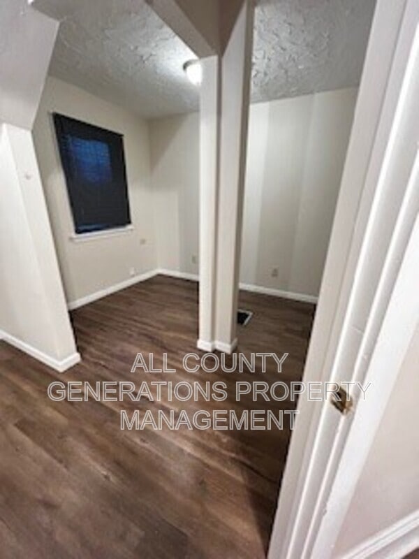 Foto del edificio - 16775 Libby Rd