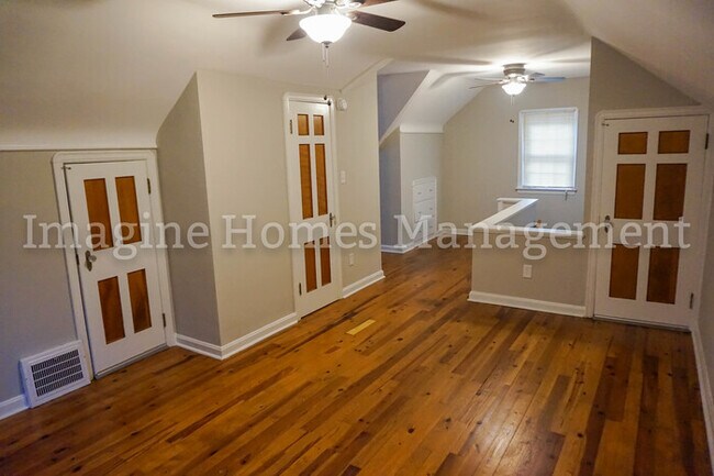 Building Photo - 2080 Olive Avenue