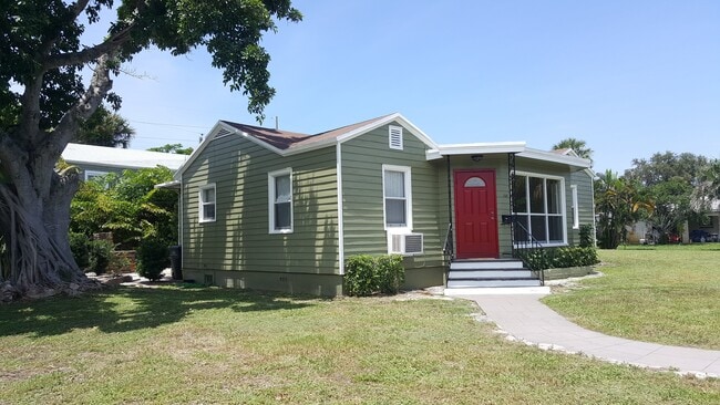 Foto del edificio - 1231 Longwood St