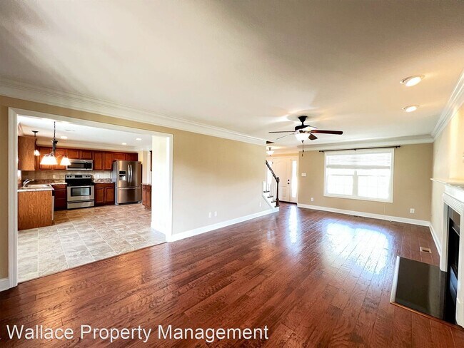Foto del edificio - 3 br, 2.5 bath House - 7629 Asher Lane