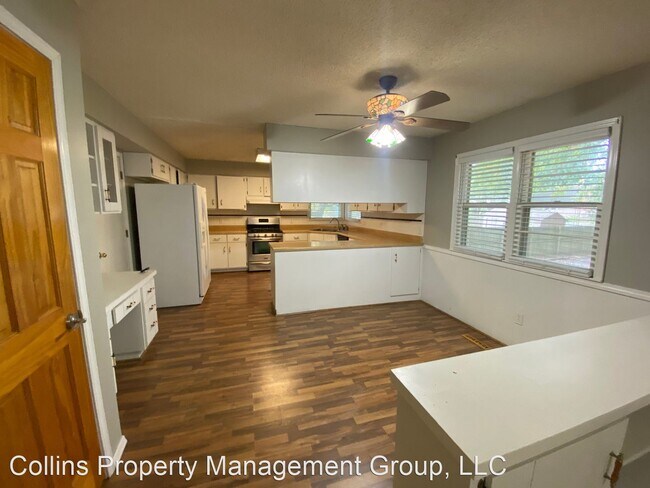 Building Photo - 5 br, 3 bath House - 517 N  Kyle Ave