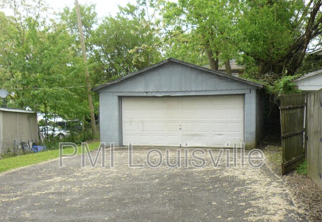 Foto del edificio - 4125 Churchman Ave