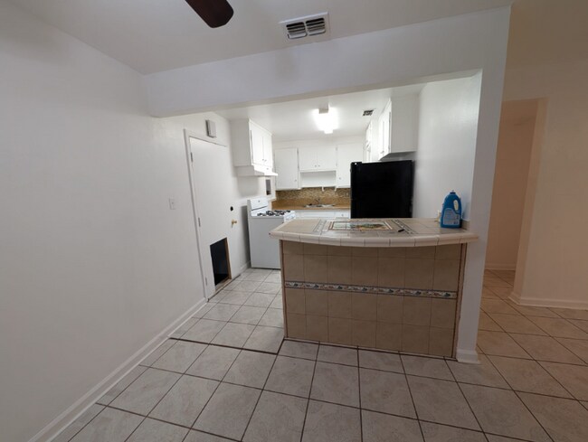 Foto del edificio - 5551 79th St