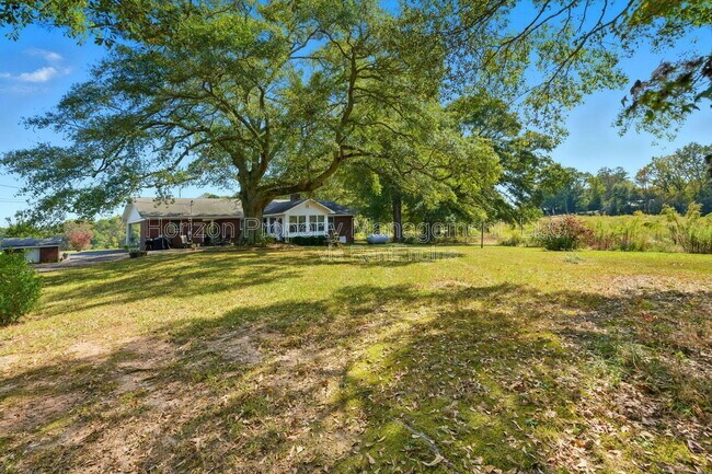 Foto del edificio - 8730 Jot Em Down Rd