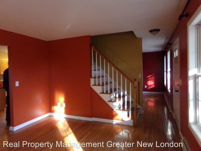 Building Photo - 3 br, 2 bath House - 53 Norman Rd