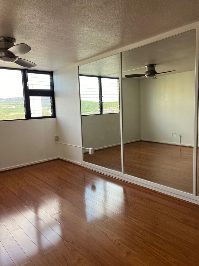 Photo - Available Now! Convenient Location Apartment