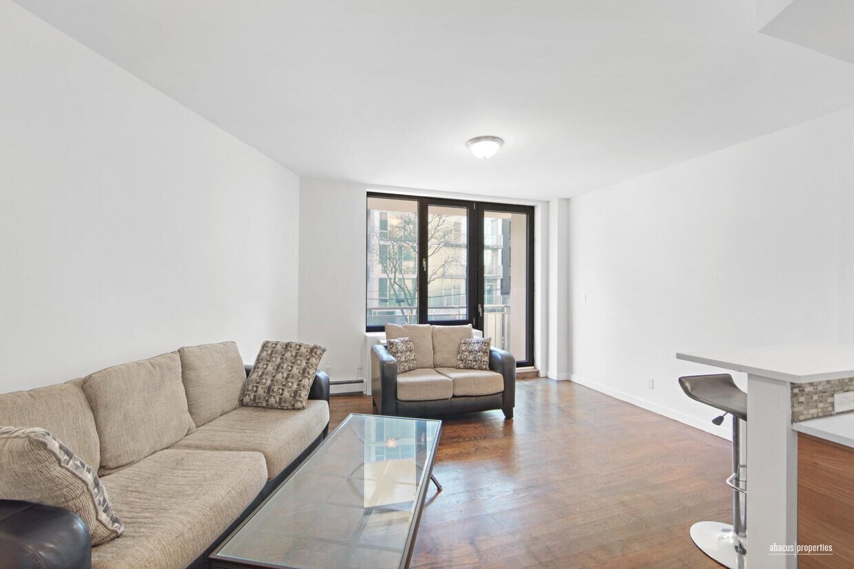 2833 Ocean Pkwy, Brooklyn, NY 11235 Townhome Rentals in Brooklyn NY