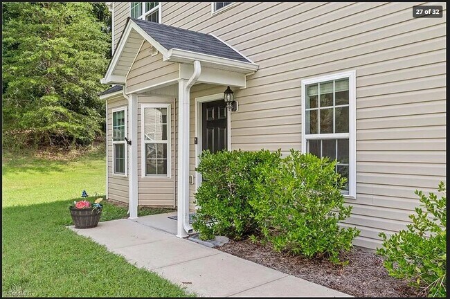 Foto del edificio - 6518 Ashebrooke Dr