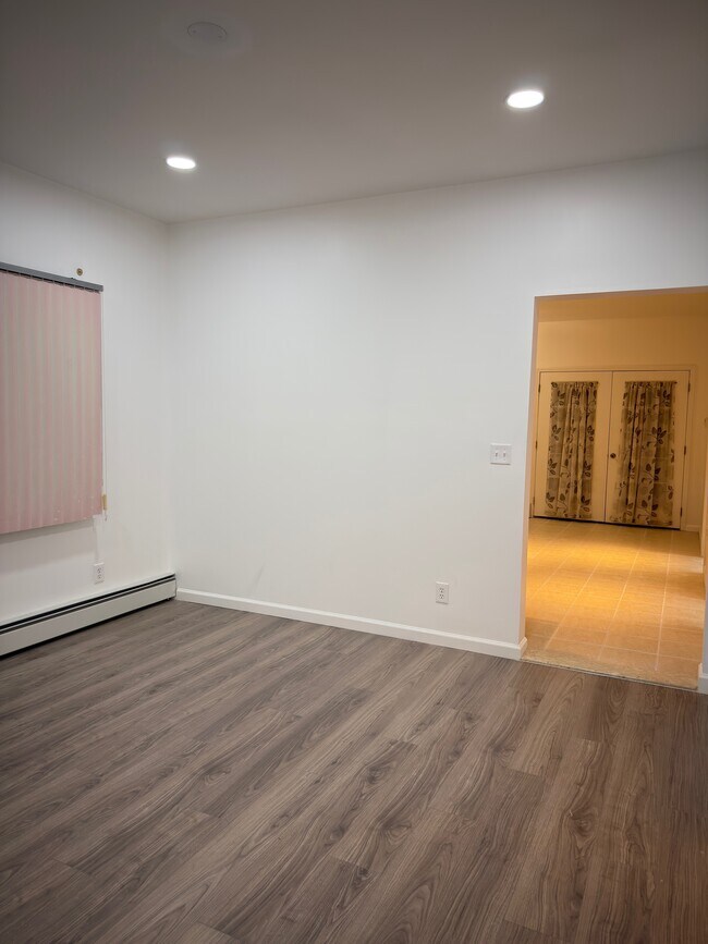 Foto del edificio - 1795 Bedford Ave