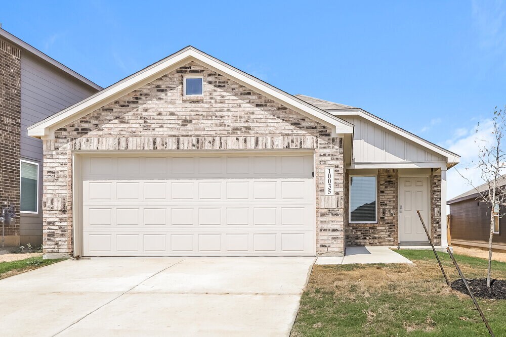 Foto principal - 10035 Mather Way