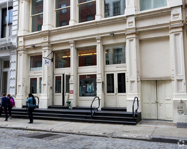 Building Photo - 15-17 Mercer St