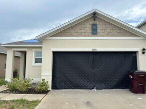 Building Photo - 2095 Tay Wes Dr