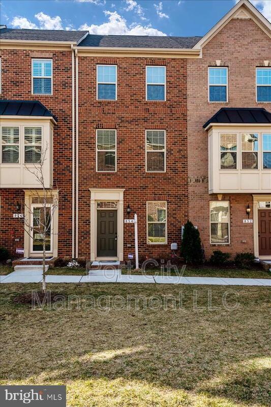 Photo - 854 S Macon St. Apartment