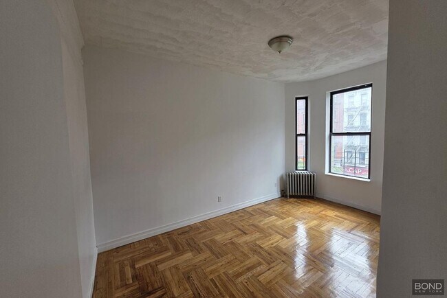 Foto del edificio - 17 W 125th St
