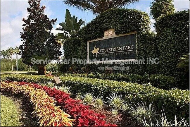 Foto del edificio - 18320 Bridle Club Dr