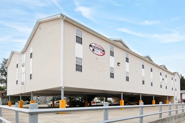 Building Photo - The Courtyard