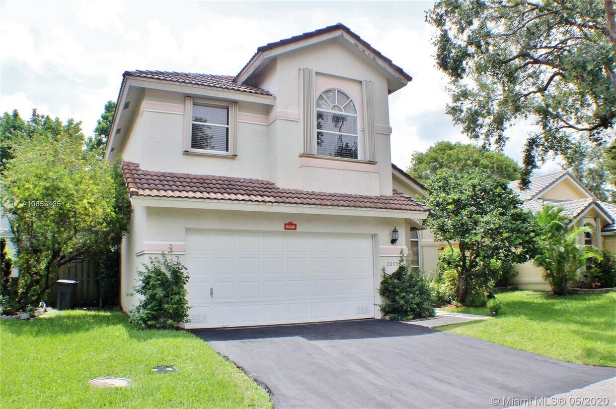Primary Photo - 2895 NW 69th Terrace