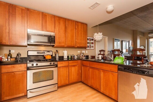 Foto del edificio - 845 N Kingsbury St