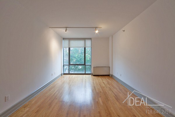 Primary Photo - 200 Atlantic Ave