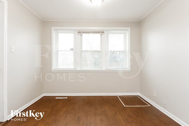 Foto del edificio - 4600 W 79th Pl