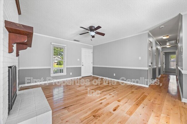 Foto del edificio - 2309 Firmin Ct