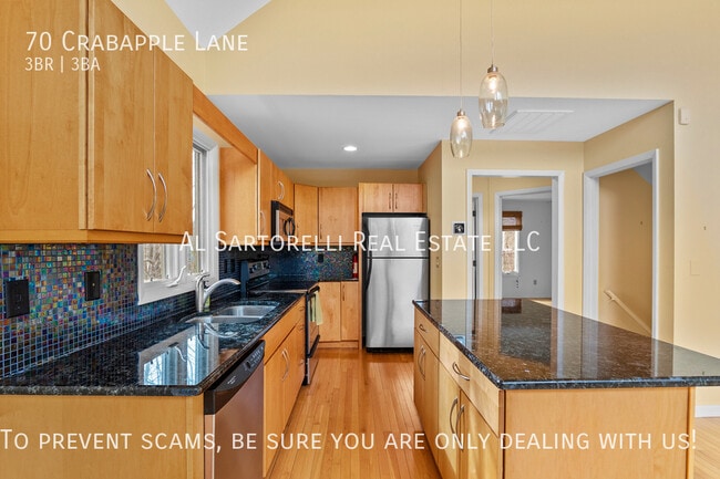 Foto del edificio - 70 Crabapple Ln