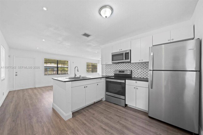 Foto del edificio - 1344 NW 7th Terrace