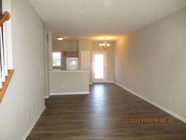 Foto del edificio - Traditions at Powell