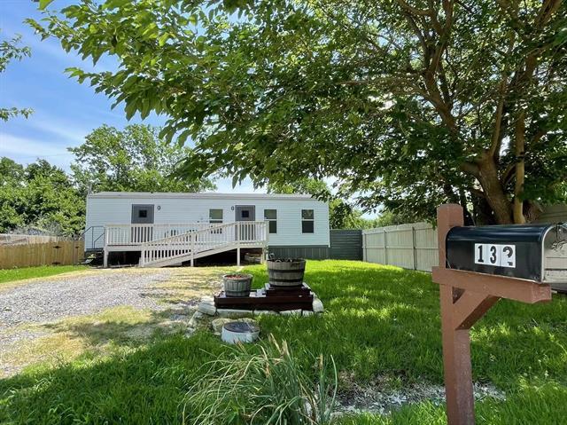 Building Photo - 132 Park Dr