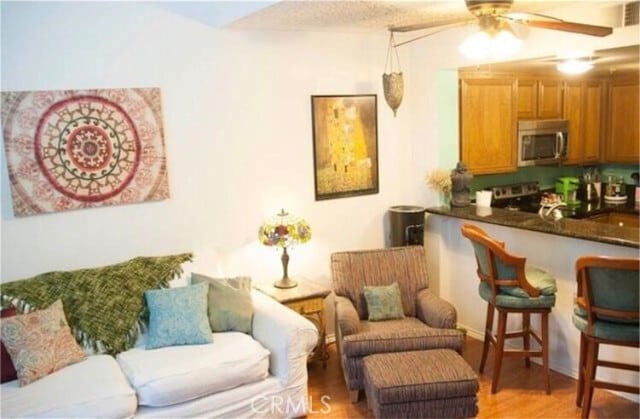 Foto del edificio - 720-724 W 4th St