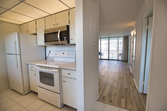 Foto del edificio - Annual Unfurnished Venice Island Condo – Costa Brava