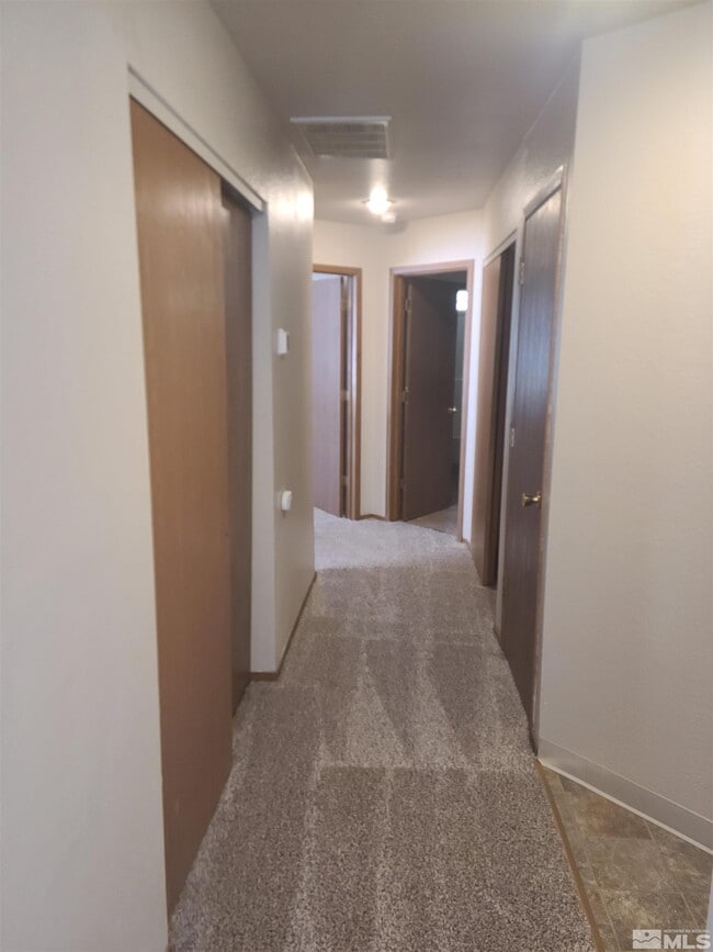 Building Photo - 1205 Brinkby Ave
