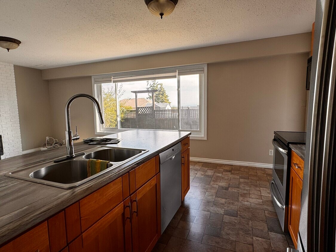 Photo principale - 4786 Kilmarnock Dr