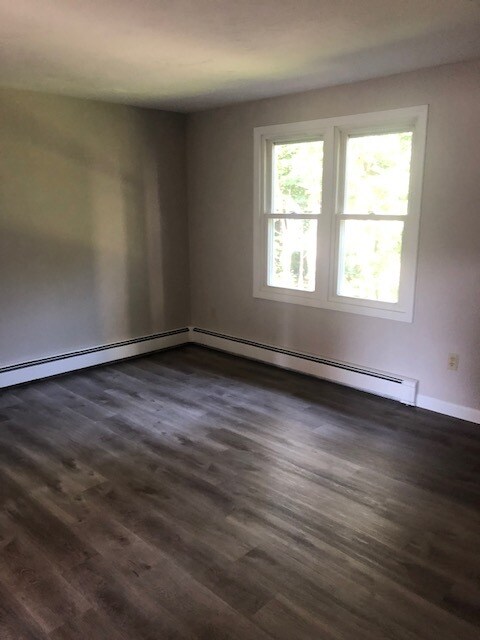 Building Photo - 7 Merrill Rd