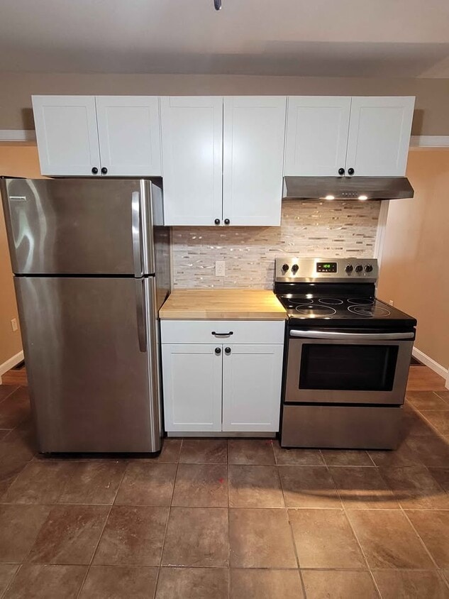 Foto principal - 391 Putnam Pike